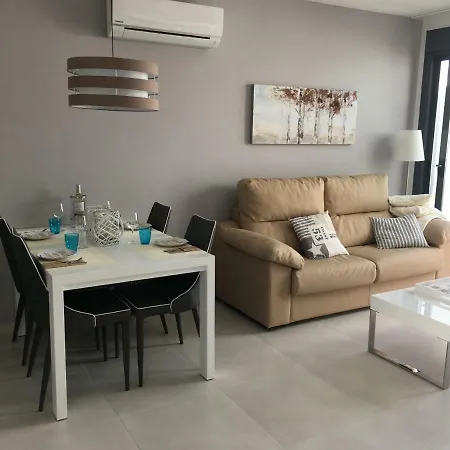 Penthouse Casa Esmeralda Oasis Beach Apartment *