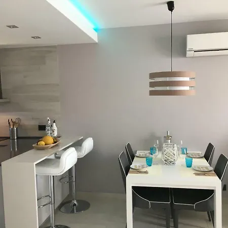 Penthouse Casa Esmeralda Oasis Beach Appartamento *